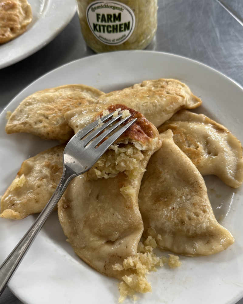 Perogies, Buttery Onion & Sauerkraut, 1/2 doz
