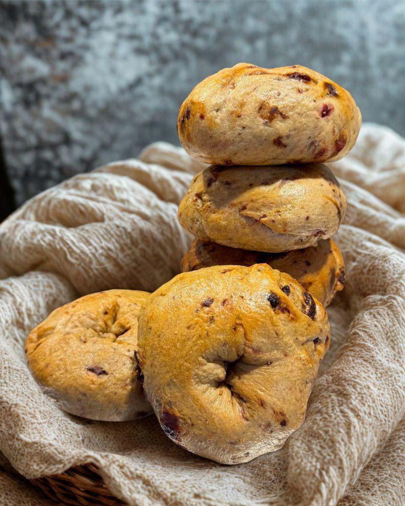 Sourdough Bagels, Strawberry, 6-pack
